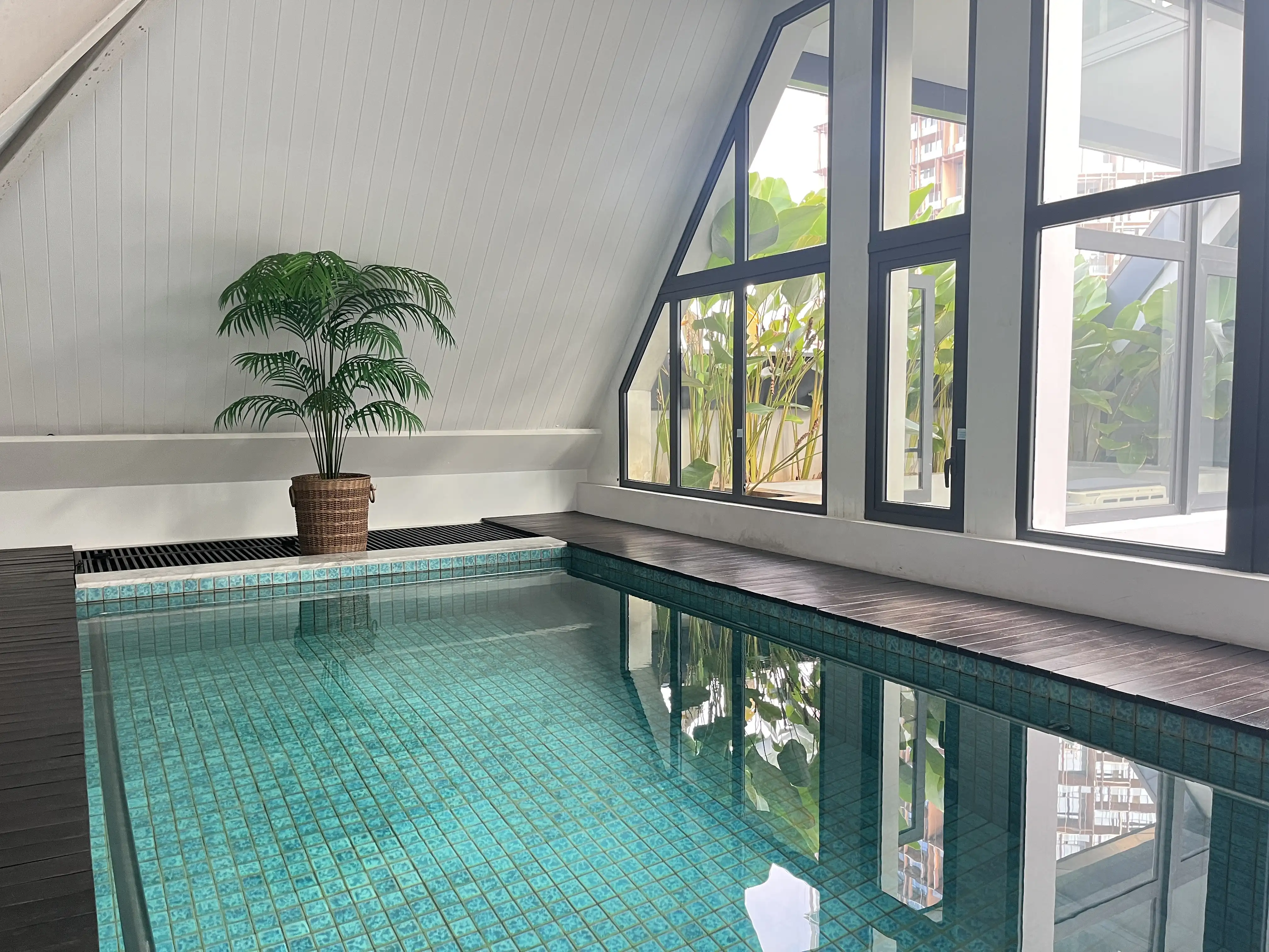 Kolam Hidroterapi Klinik Wijaya